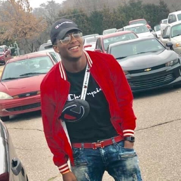 Meet your Posher, Alphonse - Picture 1 of 1